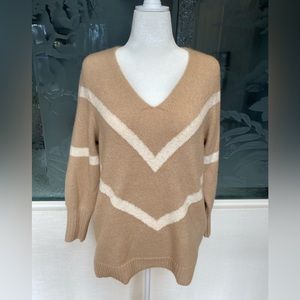 Lush tan v-neck sweater size M